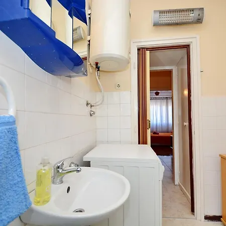 Lägenhet Franko Zadar