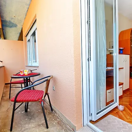 Apartment Franko *